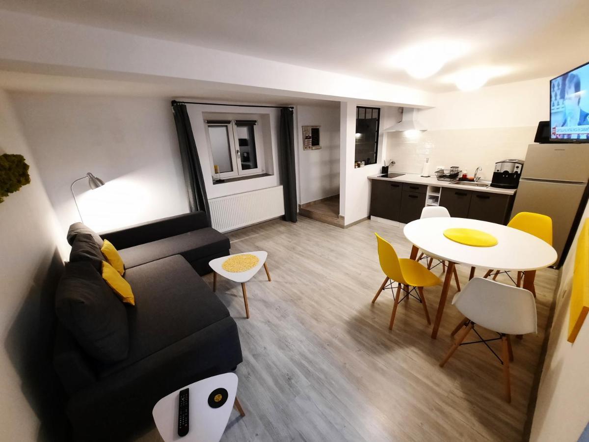 Pif Apart Livada Postei Brašov Exteriér fotografie