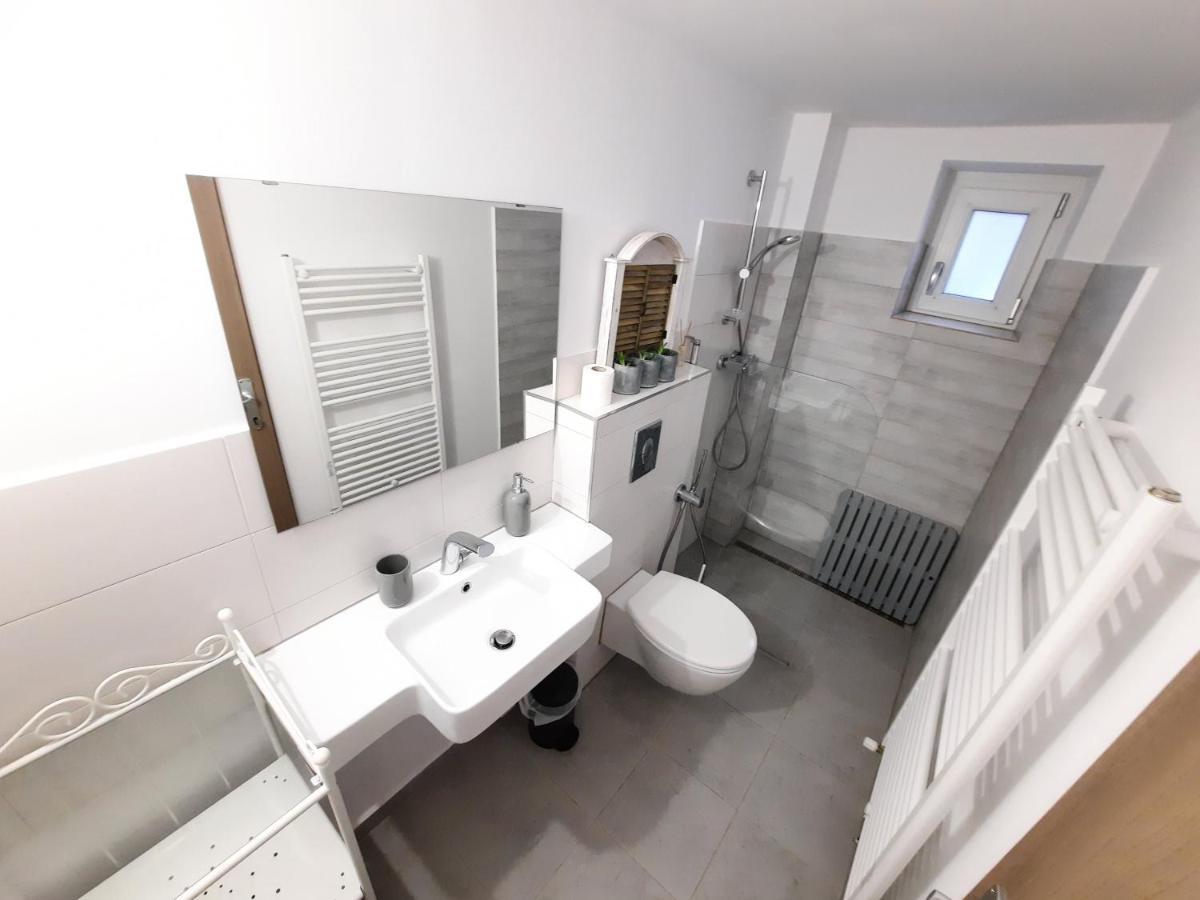 Pif Apart Livada Postei Brašov Exteriér fotografie