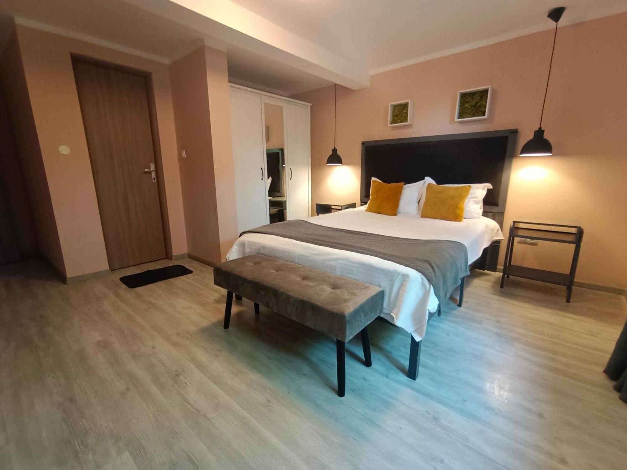 Pif Apart Livada Postei Brašov Exteriér fotografie