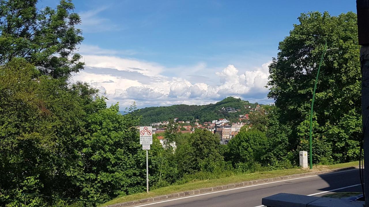 Pif Apart Livada Postei Brašov Exteriér fotografie